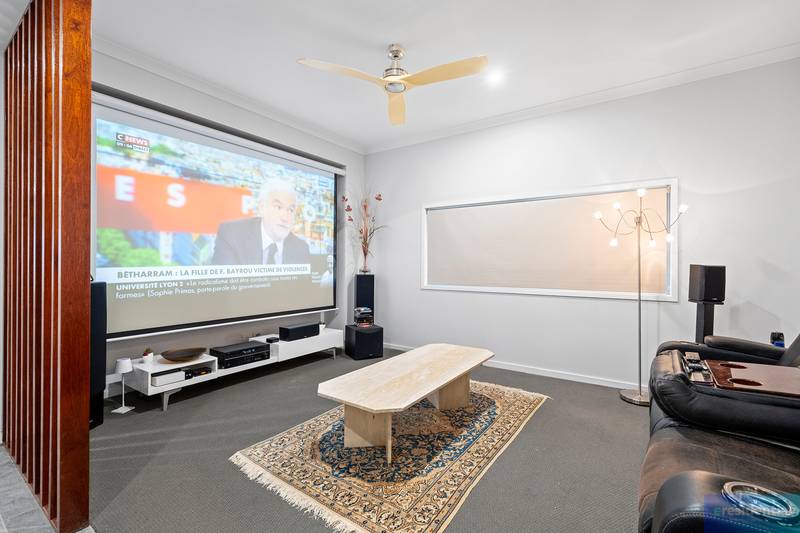 98 Lake Serenity Boulevard, Helensvale, QLD 4212