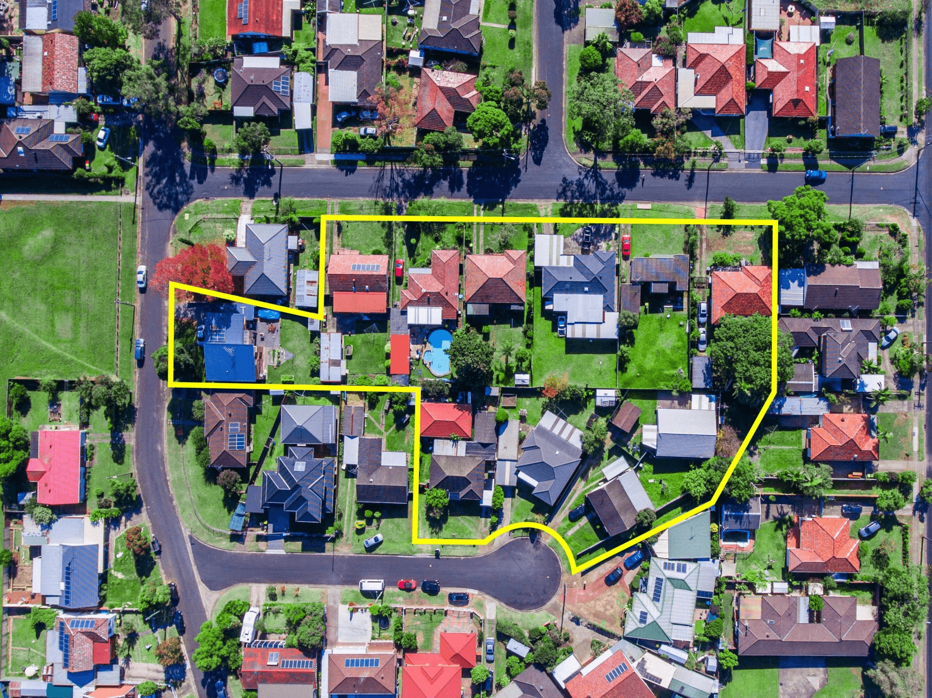 1 Windsor St, Macquarie Fields, NSW 2564