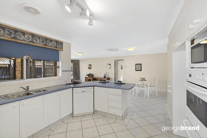 4 Glen Eagles Crescent, TERRIGAL, NSW 2260