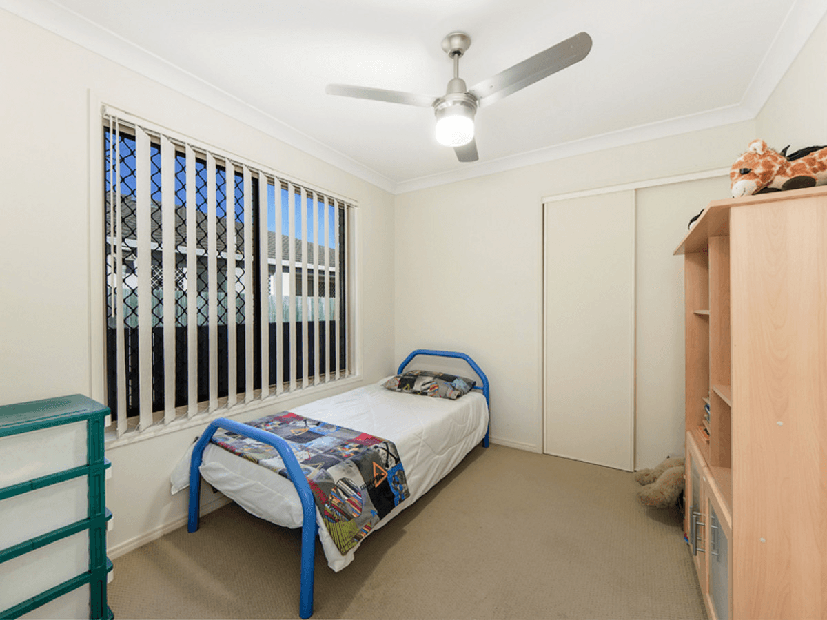 24 Doorey Street, ONE MILE, QLD 4305