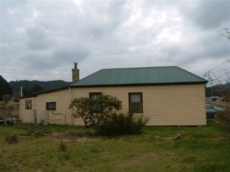 3 Shaw Street, Zeehan, TAS 7469