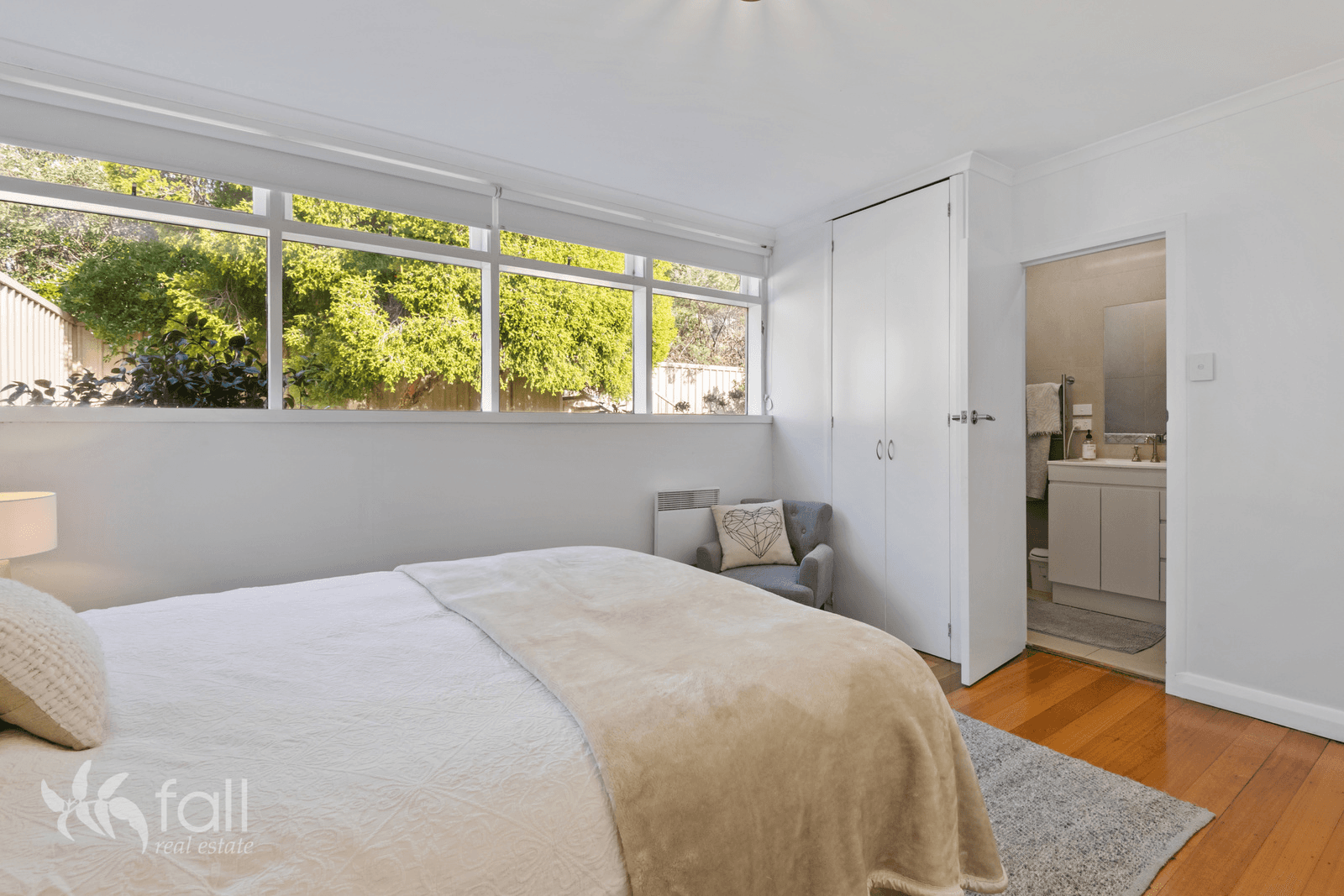 13A & 13B Roslyn Avenue, KINGSTON BEACH, TAS 7050