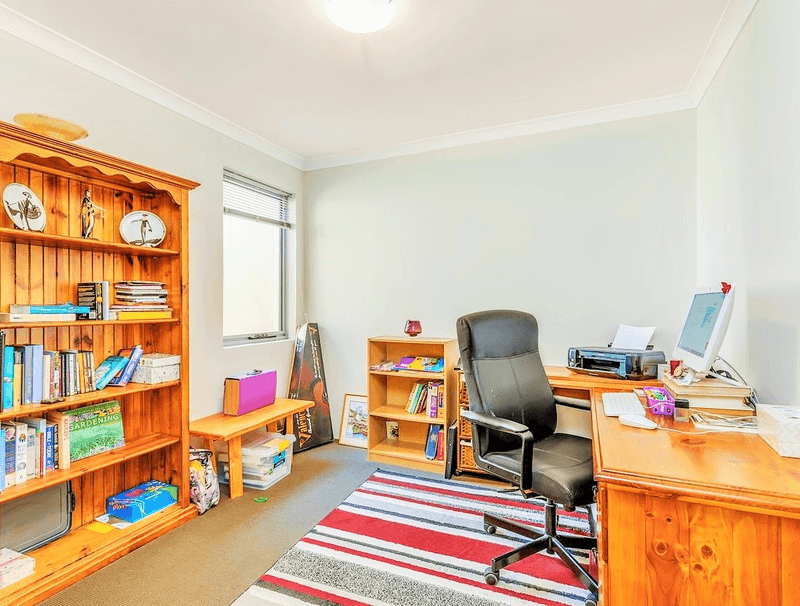 19/4 Jacana Parade, BALLAJURA, WA 6066