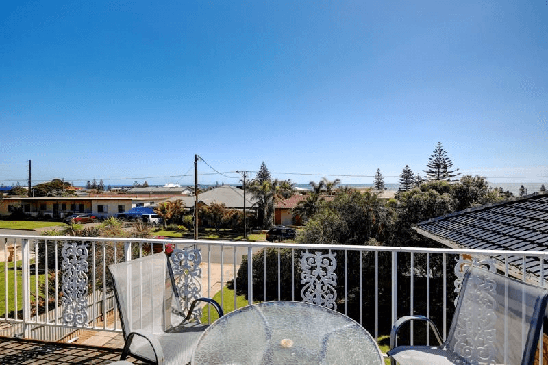 4 Taylor Terrace, Christies Beach, SA 5165