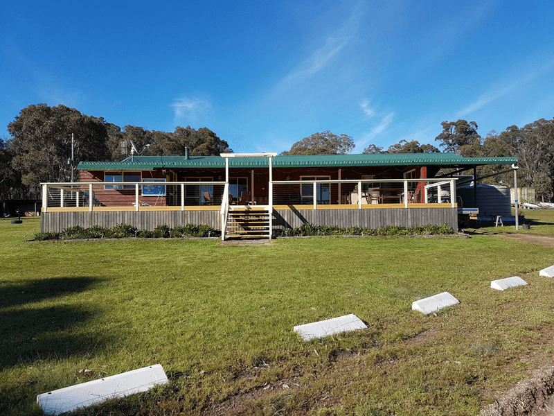 935 Bullock Mount Rd, Yarrowford, NSW 2370