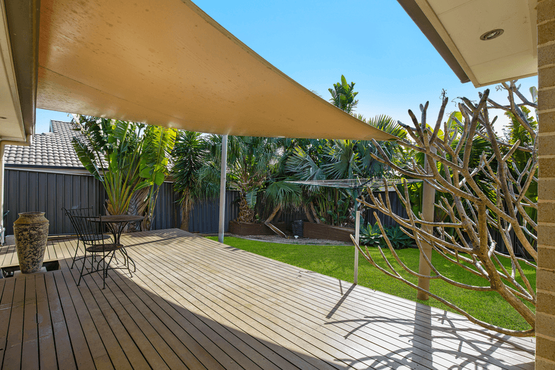 30 Connemara Street, Wadalba, NSW 2259