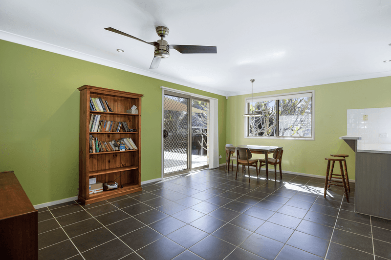 30 Connemara Street, Wadalba, NSW 2259