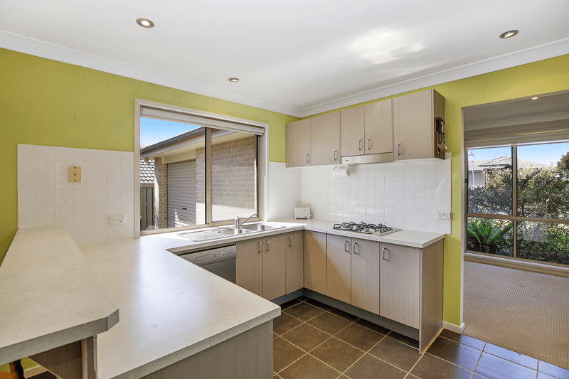 30 Connemara Street, Wadalba, NSW 2259