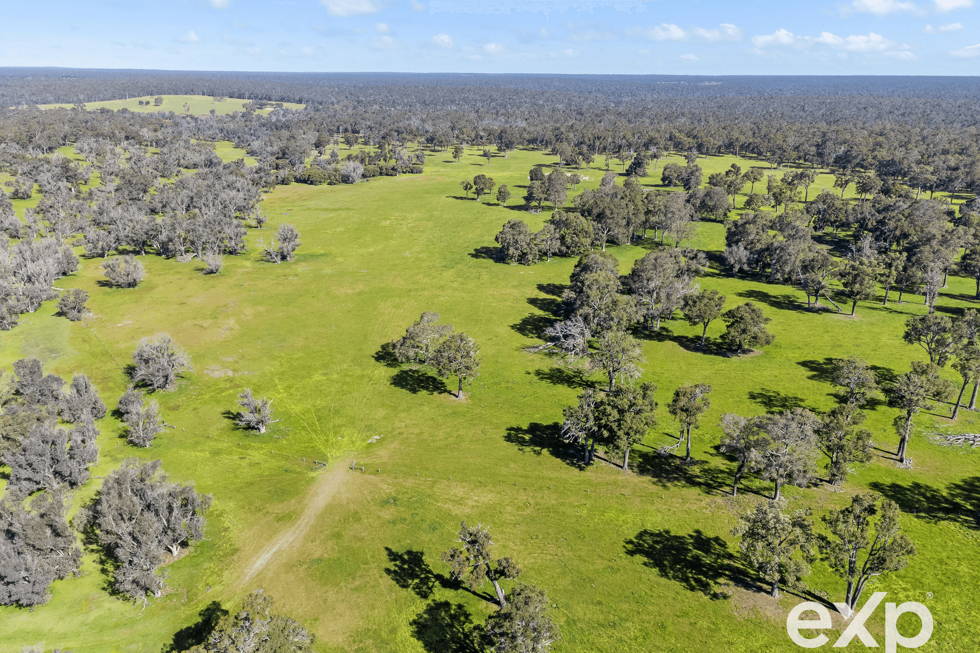 Chapman Road, Mcalinden, WA 6225