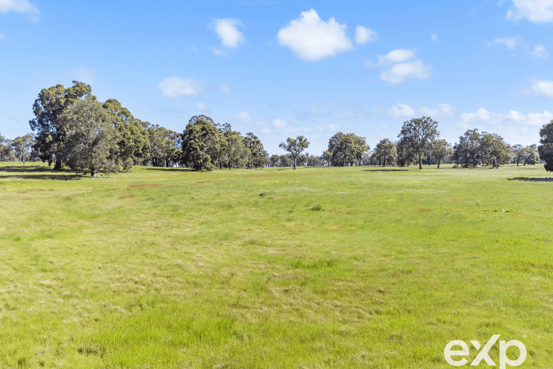 Chapman Road, Mcalinden, WA 6225