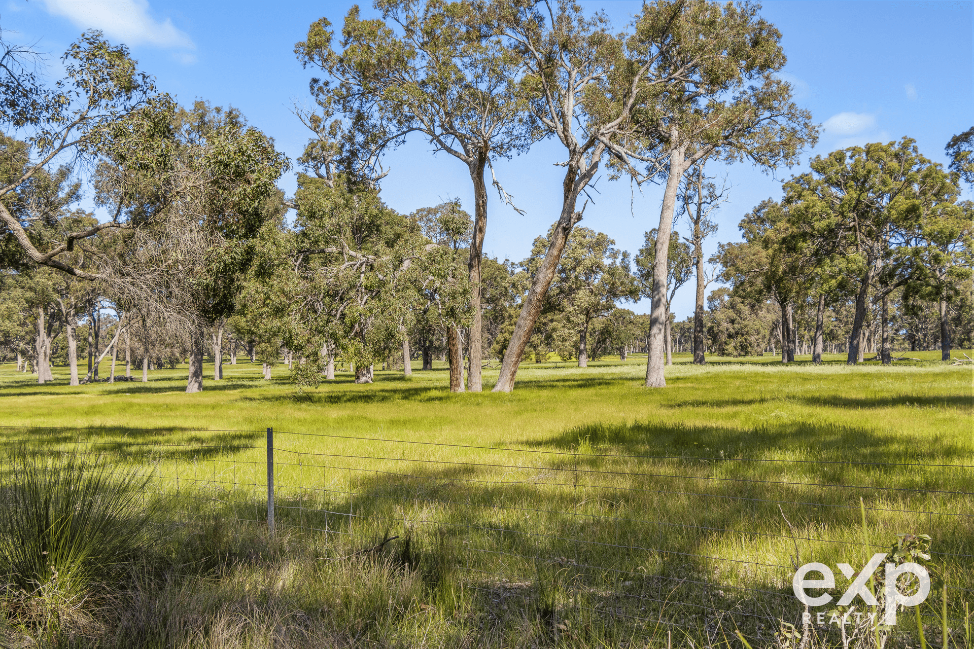 Chapman Road, Mcalinden, WA 6225