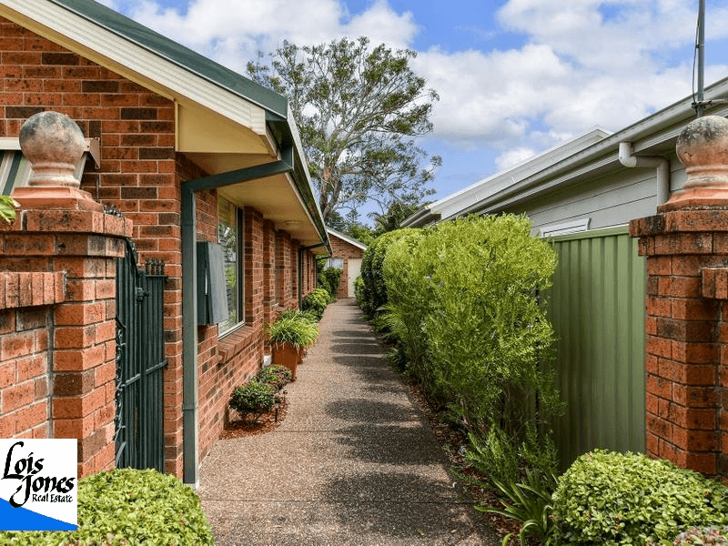 2/51 Banksia Street, ETTALONG BEACH, NSW 2257