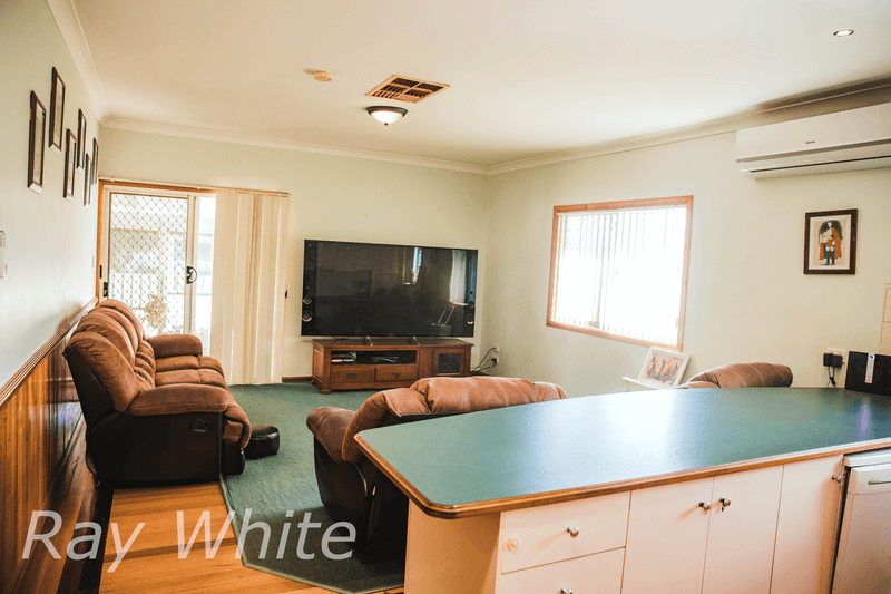 90 Charles Street, DALBY, QLD 4405