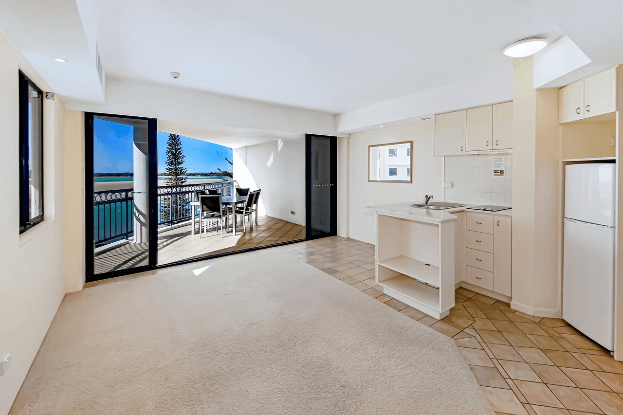 515/75 Golden Beach Esplanade, GOLDEN BEACH, QLD 4551