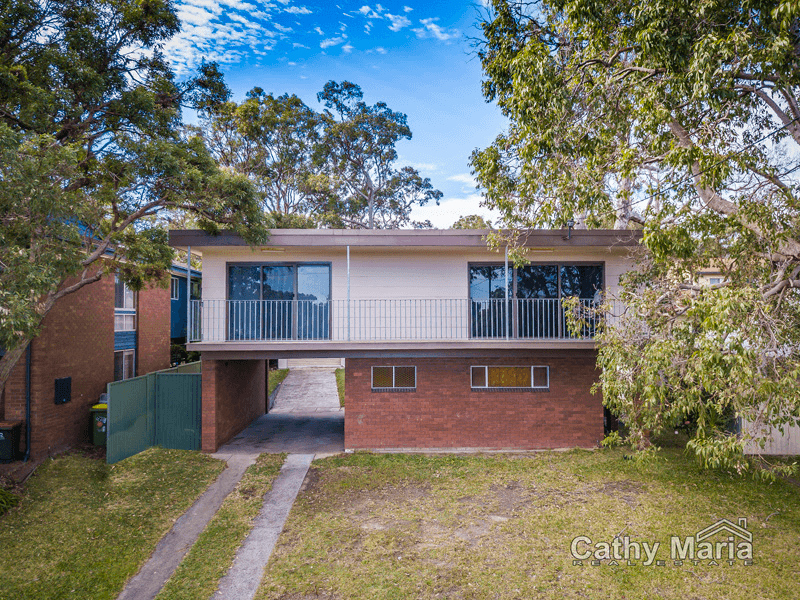 1 Adeline Avenue, LAKE MUNMORAH, NSW 2259