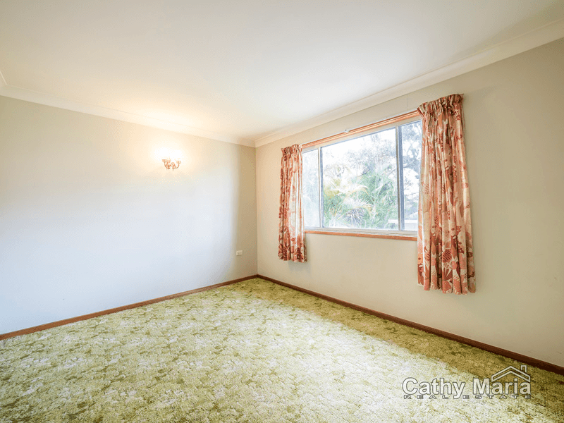 1 Adeline Avenue, LAKE MUNMORAH, NSW 2259