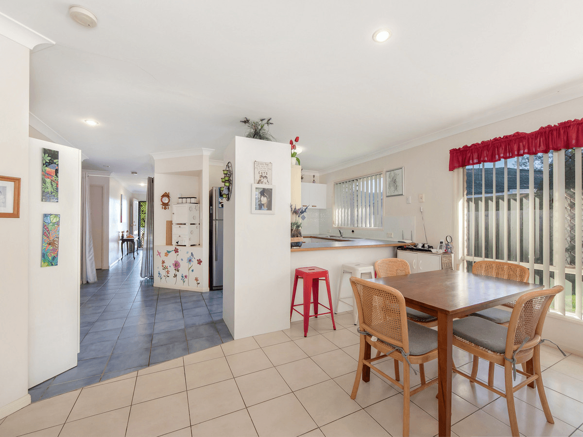 20a Colonial Court, Raceview, QLD 4305