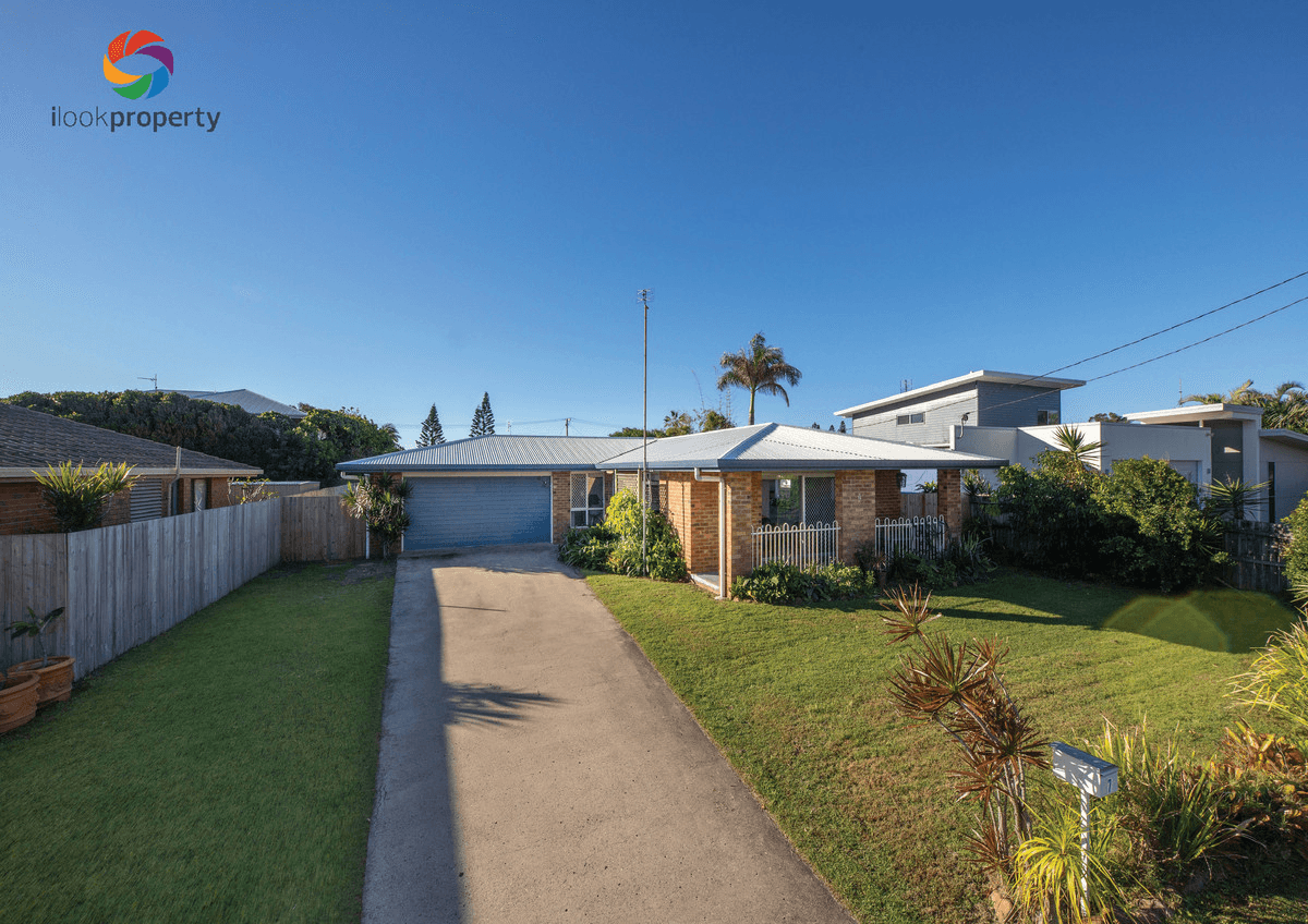 7 Coorabin Street, Warana, QLD 4575