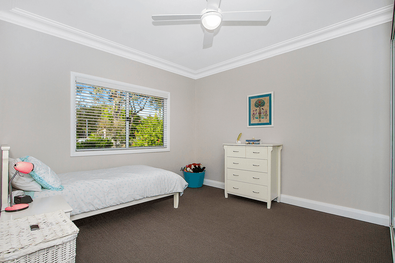 15 Tuggerawong Road, Wyongah, NSW 2259