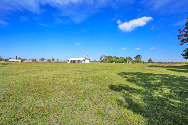 191 Woodgate Rd, Woodgate, QLD 4660