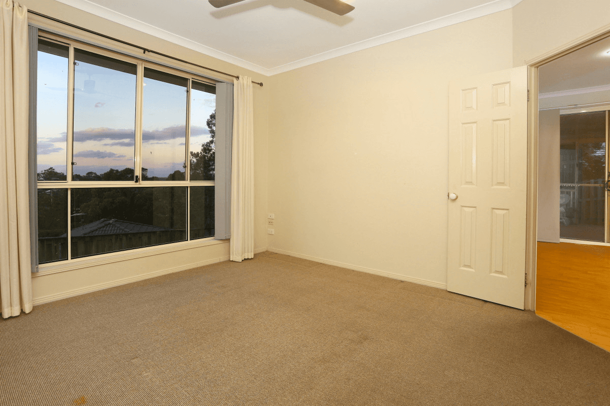 16 Bonin Close, Pacific Pines, QLD 4211