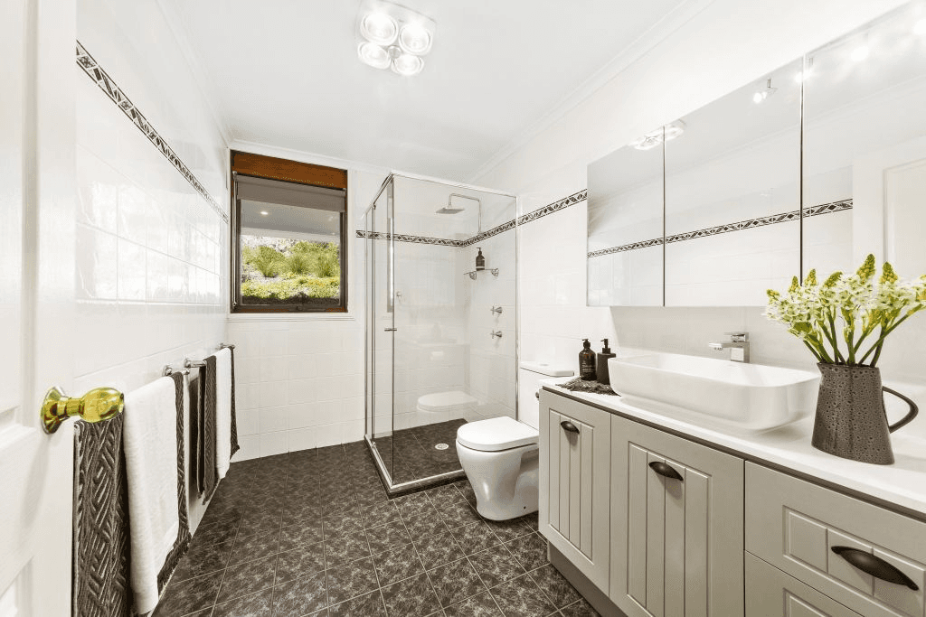 156 Empire Bay Drive, Empire Bay, NSW 2257