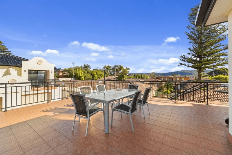 2/160 West Street, Umina Beach, NSW 2257