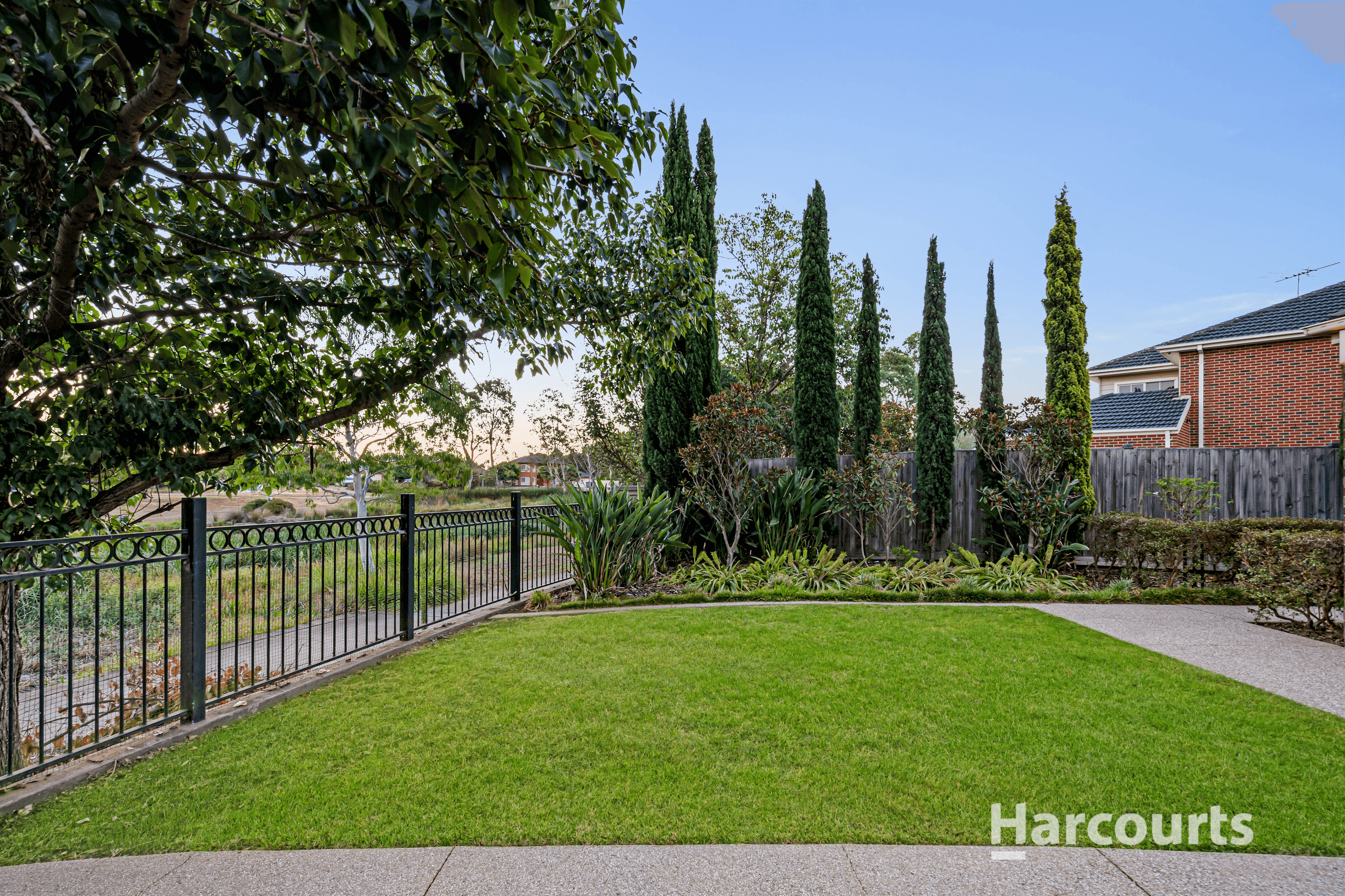 13 The Close, Caroline Springs, VIC 3023