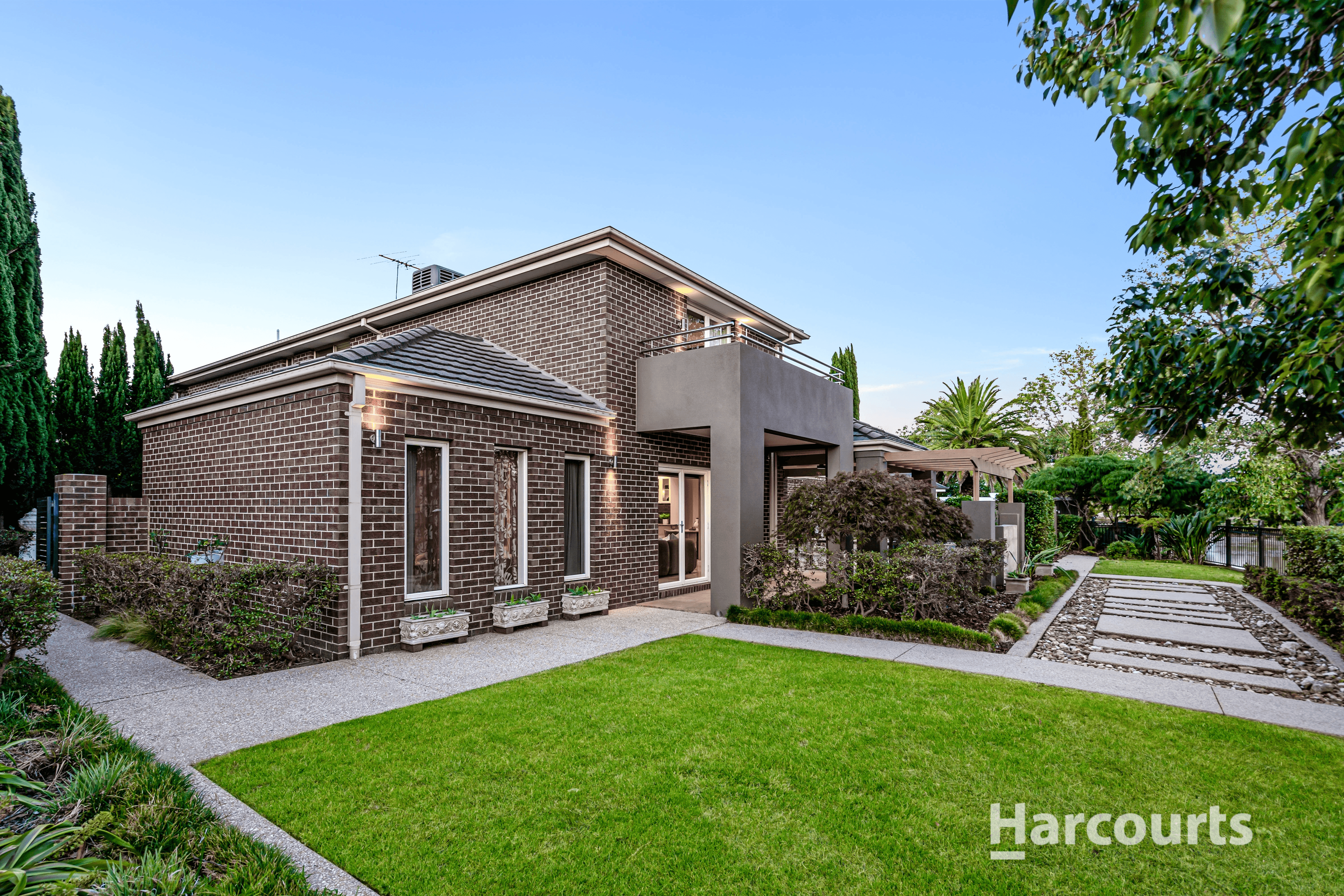 13 The Close, Caroline Springs, VIC 3023