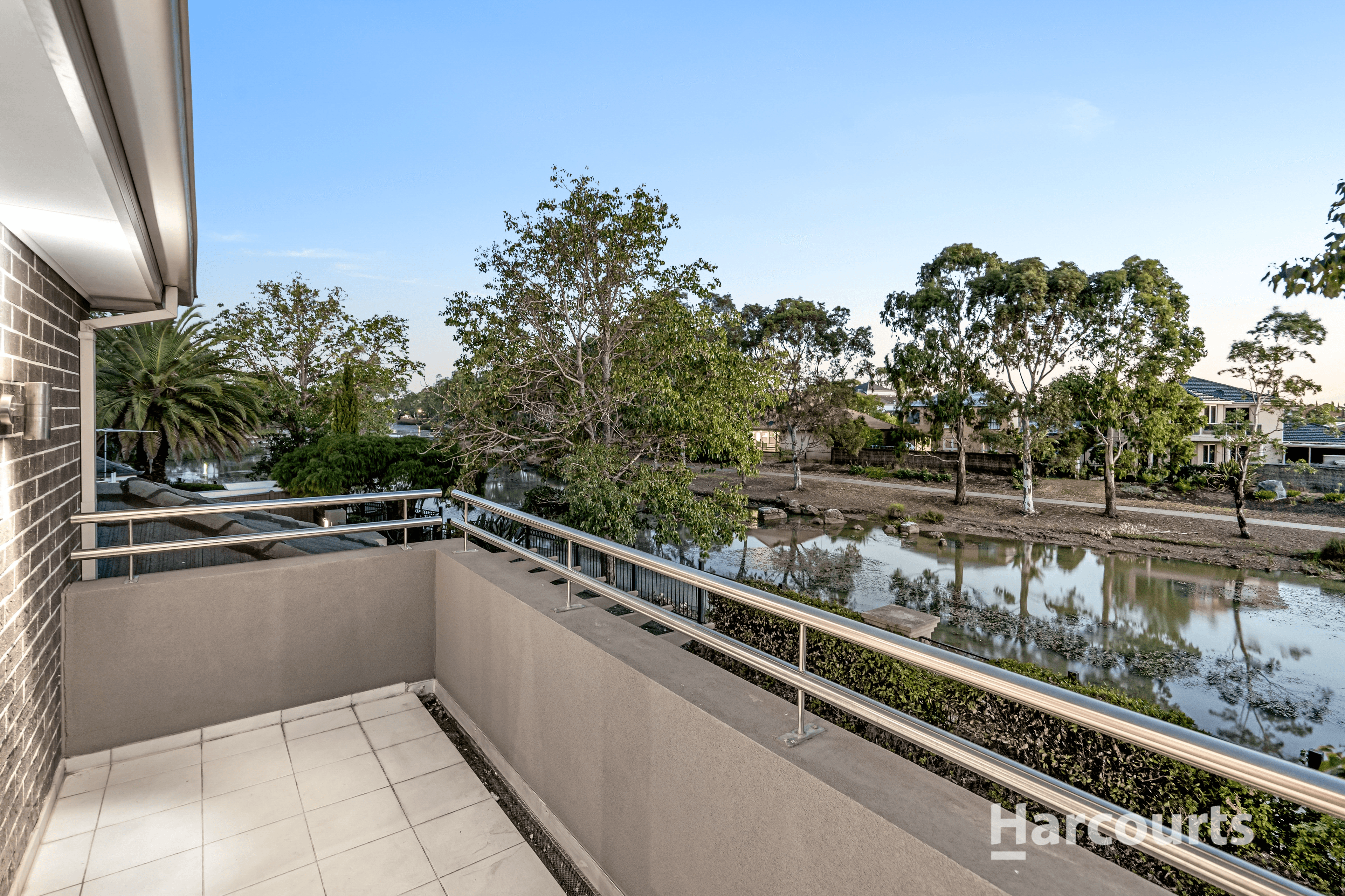 13 The Close, Caroline Springs, VIC 3023