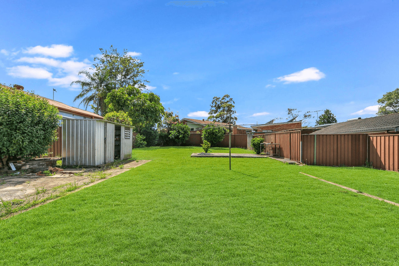 168 Canterbury Road, GLENFIELD, NSW 2167