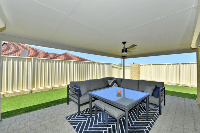 7 Lea Wynd, Lakelands, WA 6180