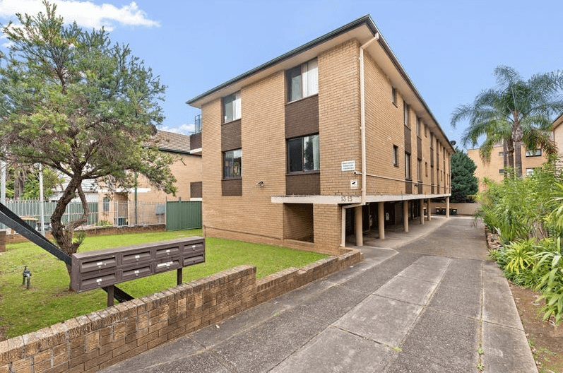 2/13 Normanby Road, Auburn, NSW 2144