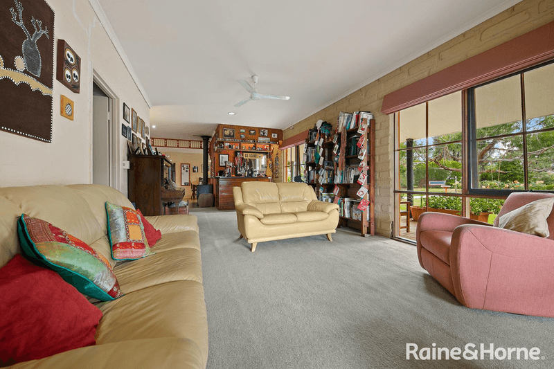 35 Fersfield Road, GISBORNE, VIC 3437