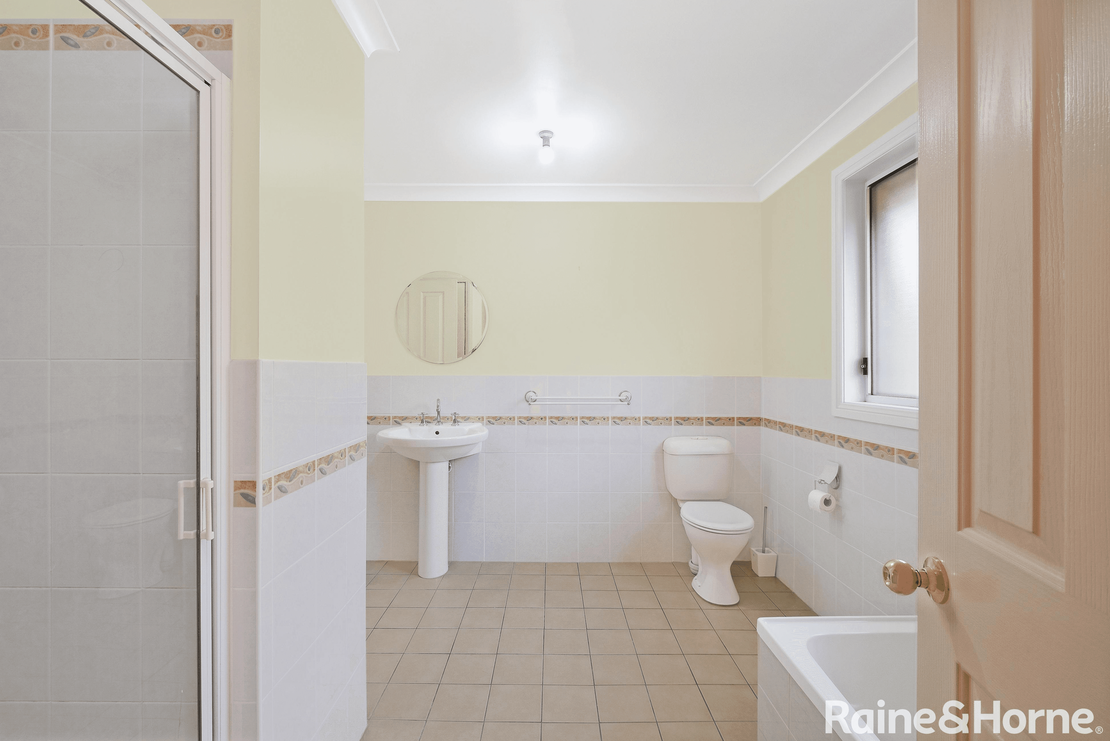 45 Samantha Crescent, GLENDENNING, NSW 2761