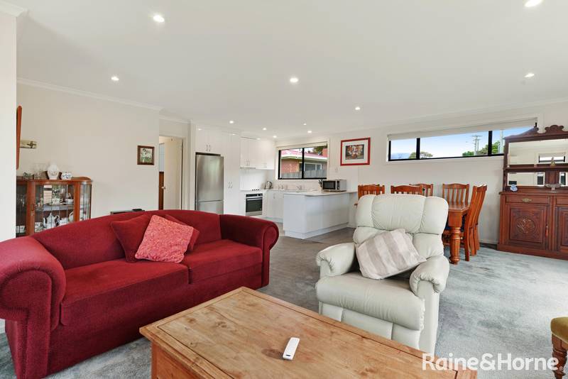 1/163 Derwent Avenue, LINDISFARNE, TAS 7015