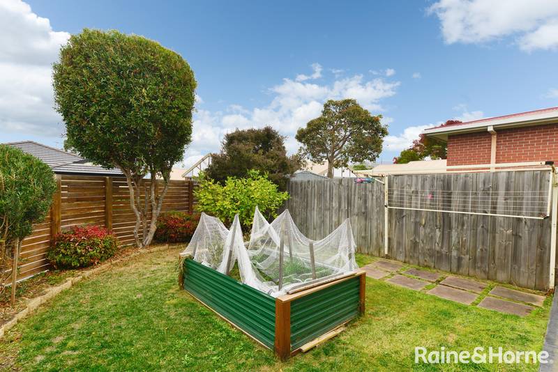 1/163 Derwent Avenue, LINDISFARNE, TAS 7015