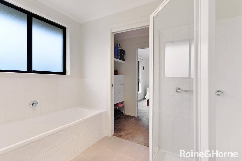 1/163 Derwent Avenue, LINDISFARNE, TAS 7015