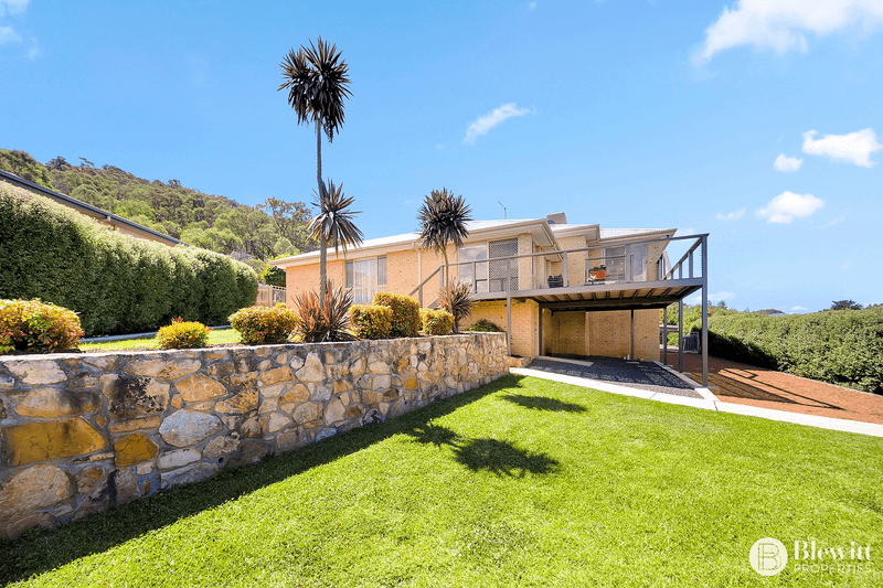 5 Minda Place, Jerrabomberra, NSW 2619