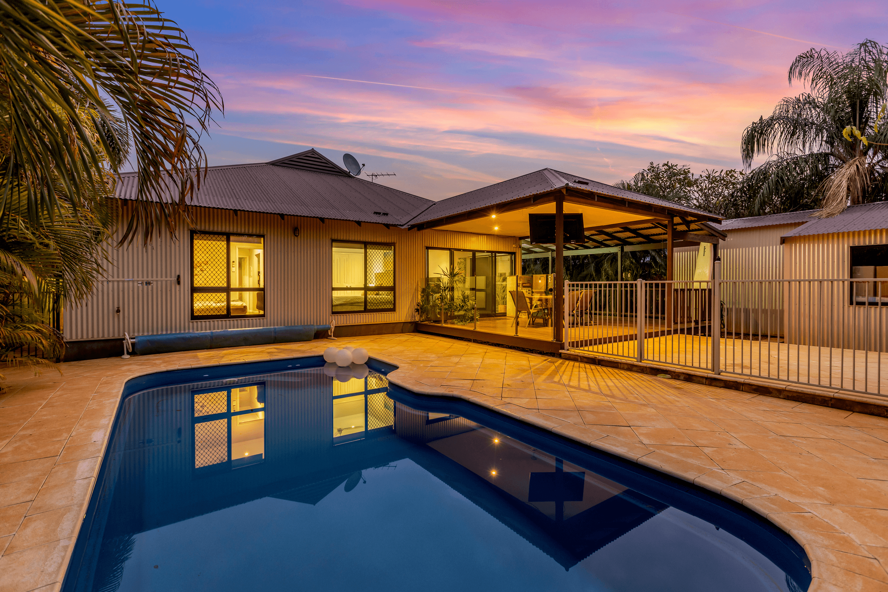 16 Shearwater Crescent, DJUGUN, WA 6725