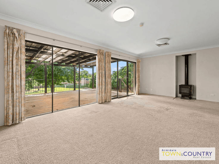 45 Park Street, URALLA, NSW 2358