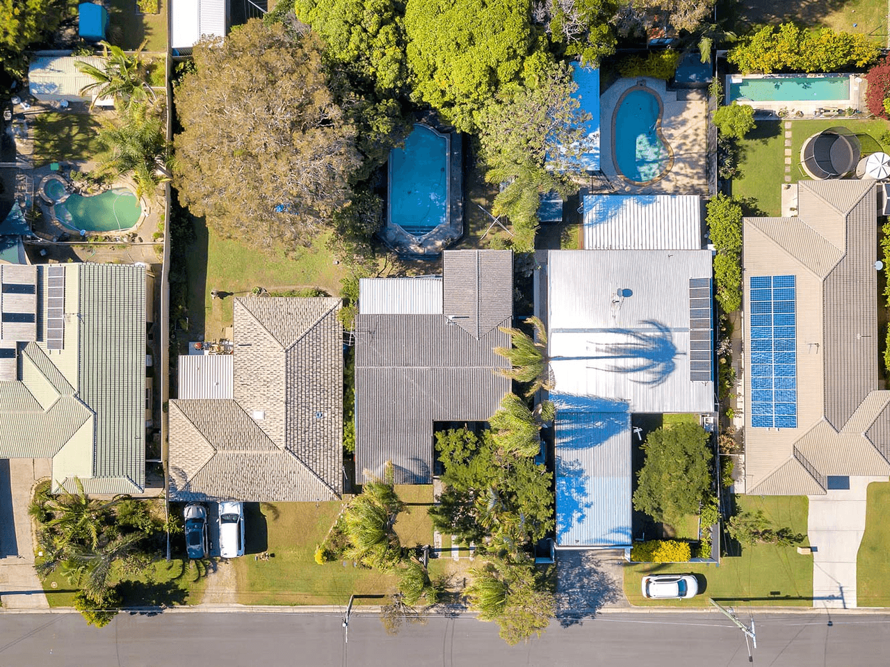 21 Annerley Avenue, RUNAWAY BAY, QLD 4216