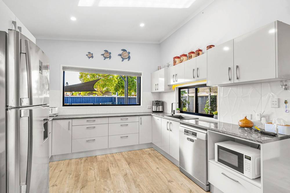9 Jennifer Court, Bucasia, QLD 4750