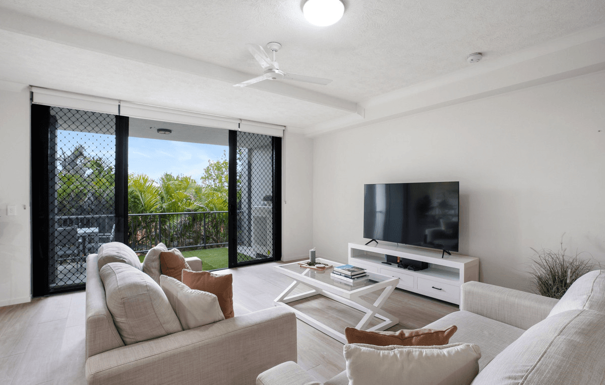 6/1 Acacia Court, Robina, QLD 4226