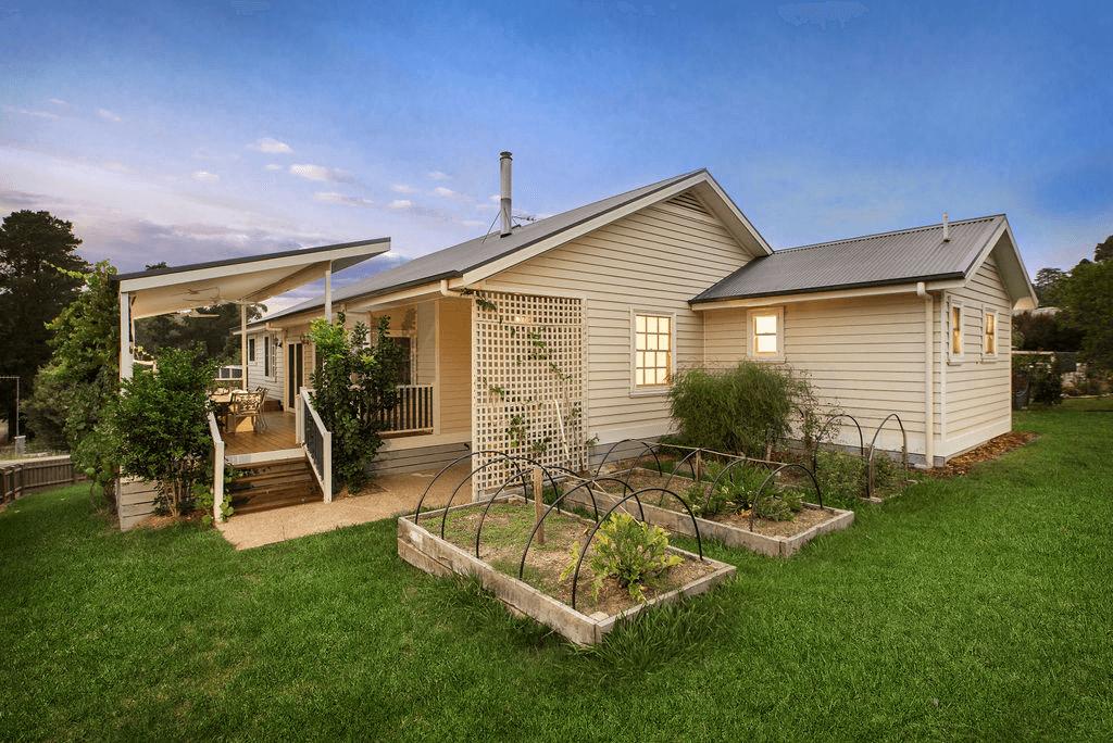 51 Bells Flat Road, Yackandandah, VIC 3749