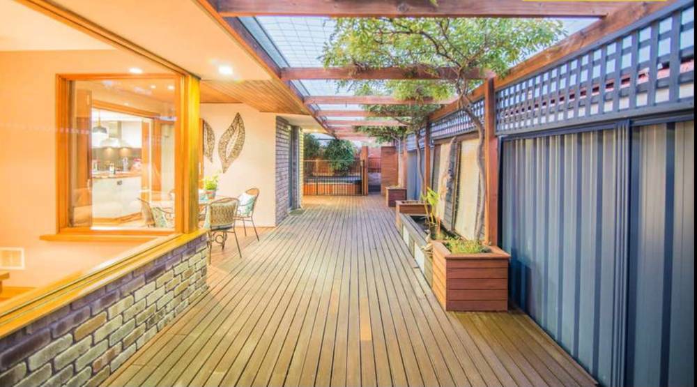 8 Cammaray Court, THORNLIE, WA 6108