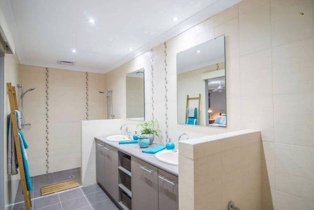 8 Cammaray Court, THORNLIE, WA 6108