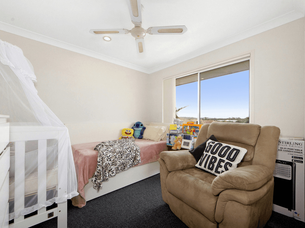 2/224 Billinghurst Crescent, UPPER COOMERA, QLD 4209