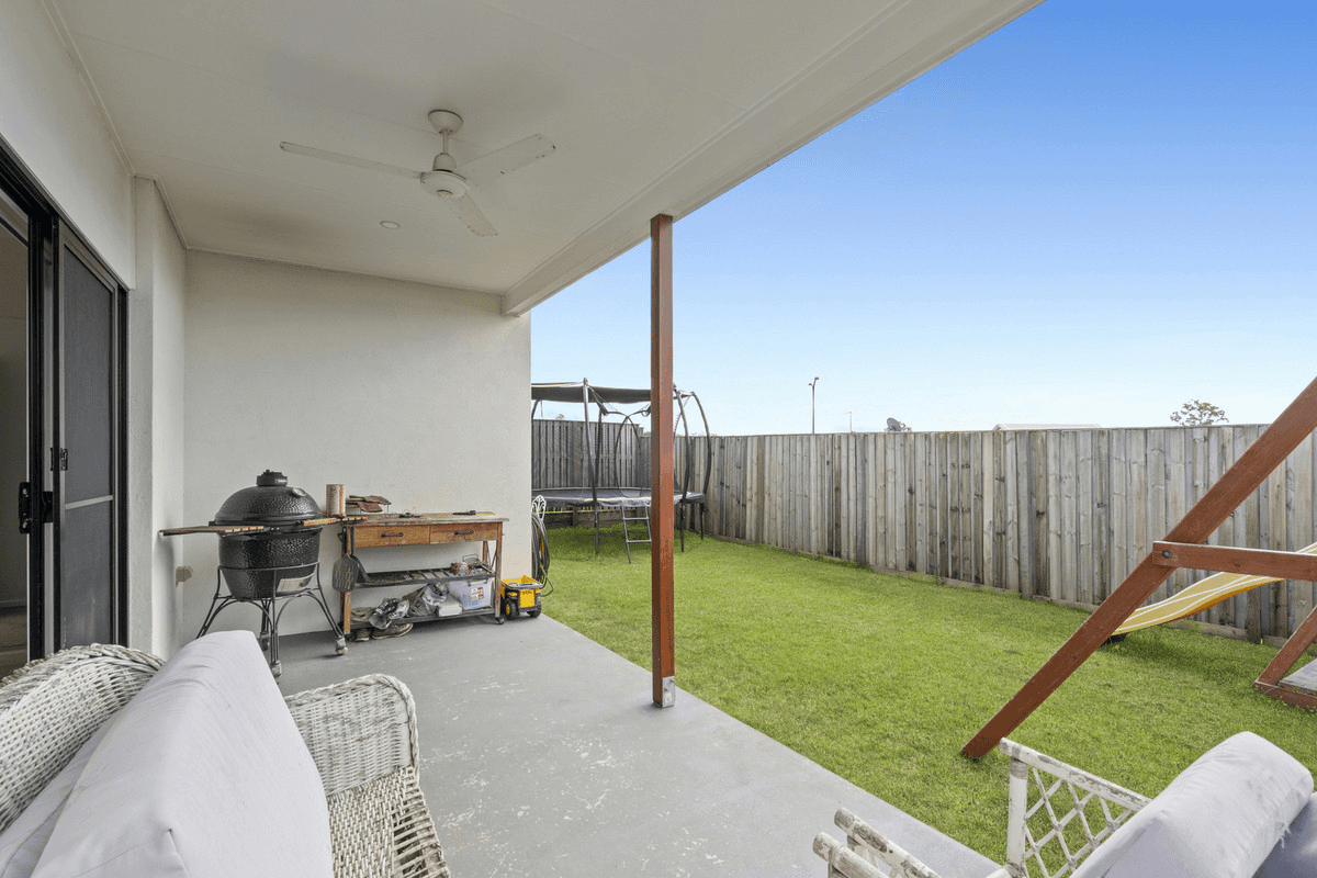 73 Hill Drive, PIMPAMA, QLD 4209