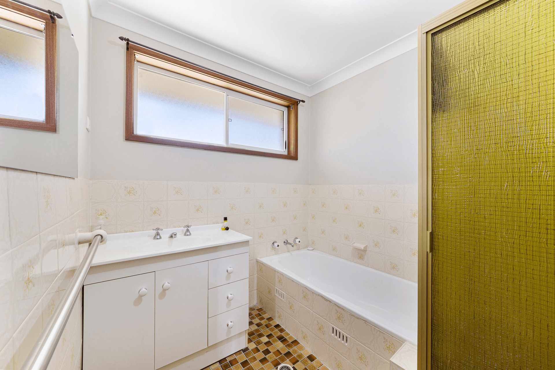 11/2-4 Dunmore Street, Blackwall, NSW 2256